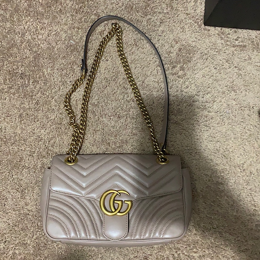 Gucci GG Marmont Matelassé handbag